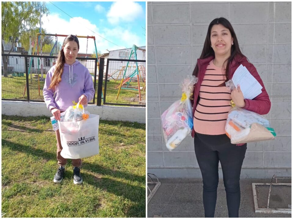 Entrega de kits maternales de Coop. IN.VI.BA.